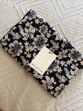 Acacia Pareo NWT